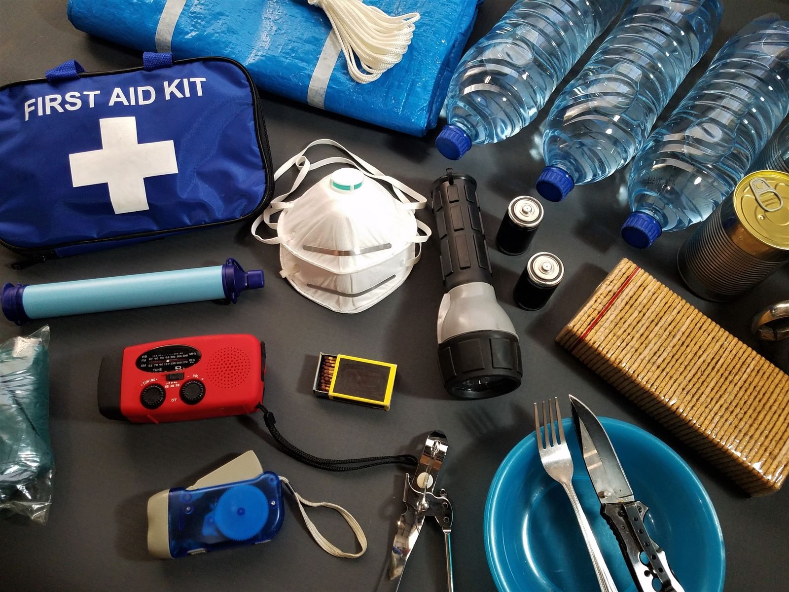 Blackout, crisis and civil protection in Czechia: supplies, shelters, masks and who to contact