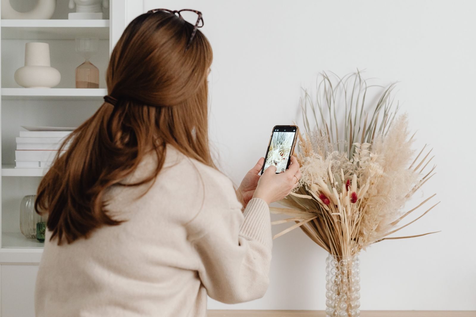 Someone used your photos without permission: how to fight back on Facebook, Instagram and in listings
